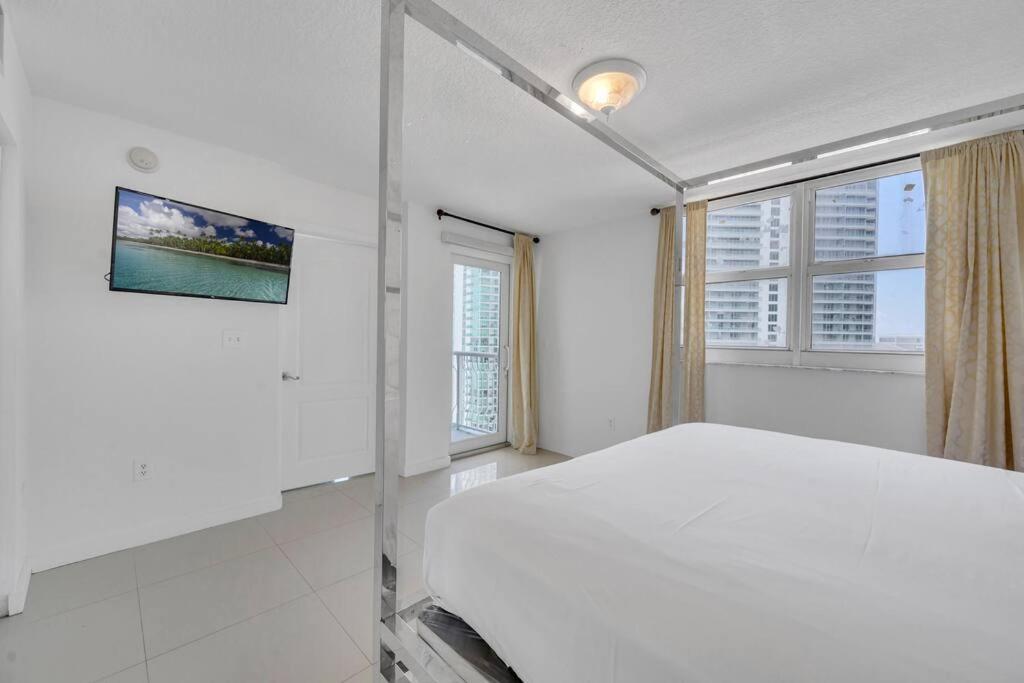 Luxurious Private Unit With Parking Apartment Miami Exterior foto