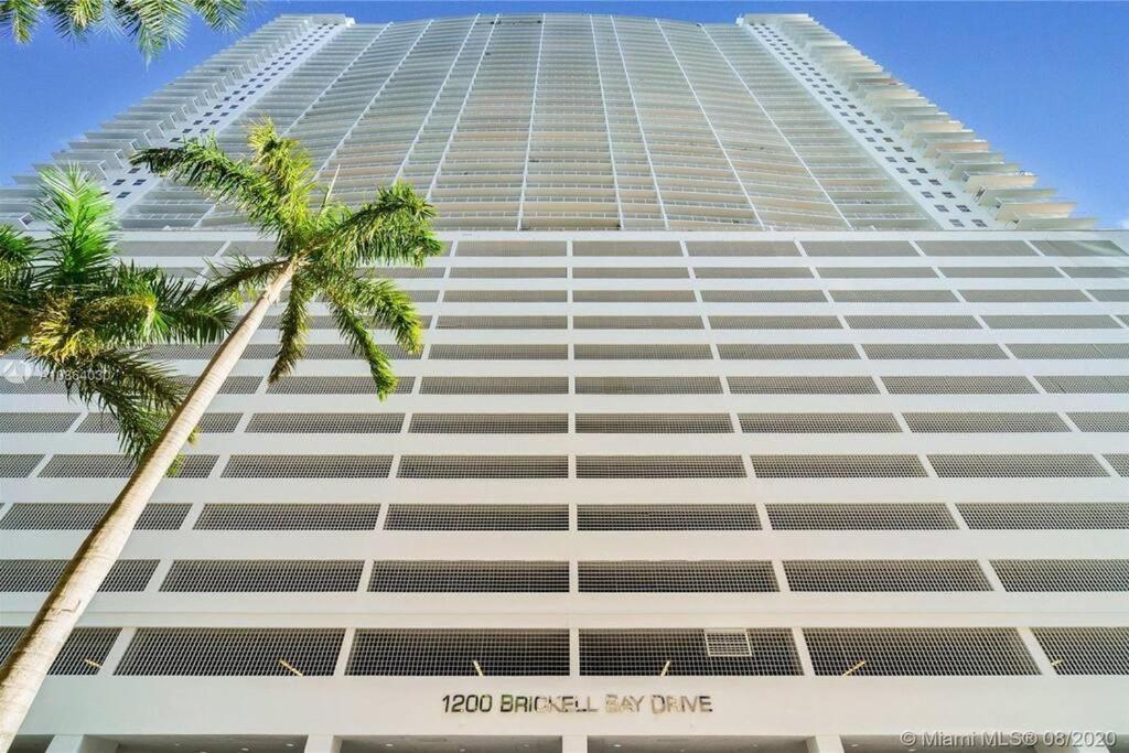 Luxurious Private Unit With Parking Apartment Miami Exterior foto